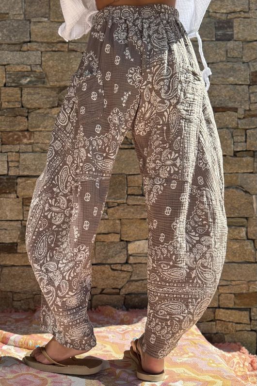 Hush Pillow Cotton Bandana B Classic Barrel Pant Mocha